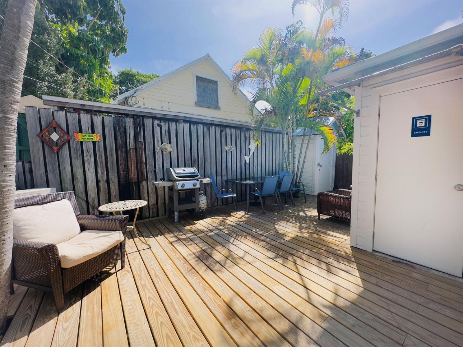 Apartment Deckside Conch Republic *